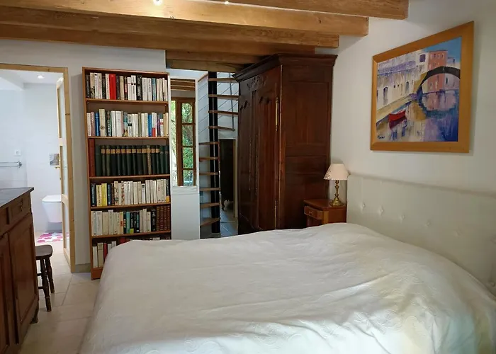 Petite Maison Proche De La *